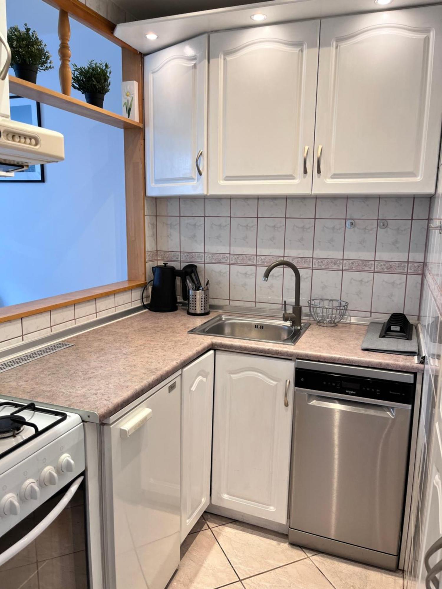 Ohmyhome-grzybowska Apartament